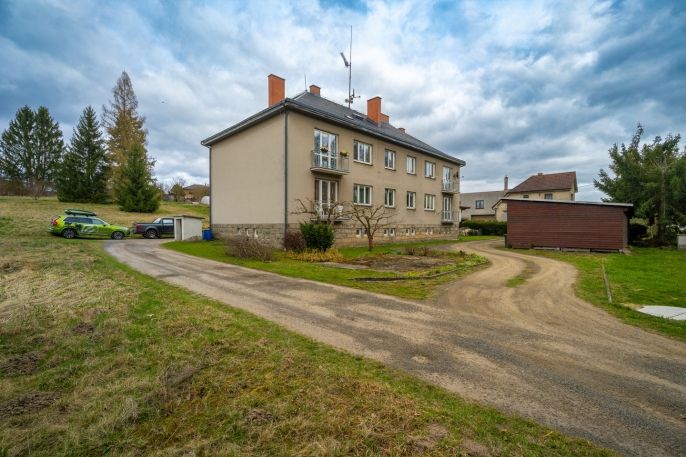 Prodej, Byt 3+1, Karlovice