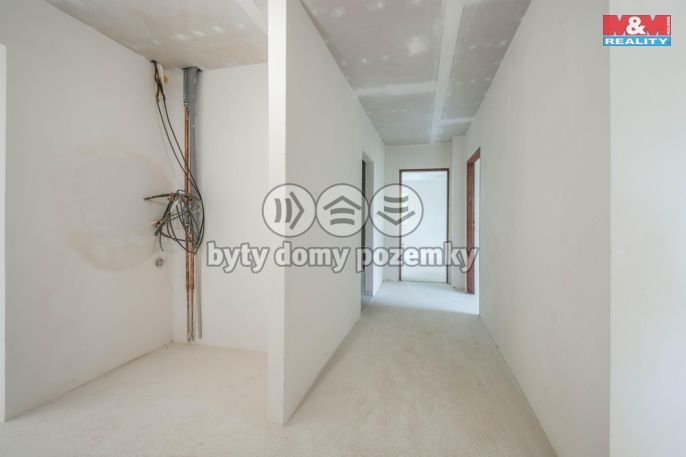 Prodej, Byt 4+1, Kladno