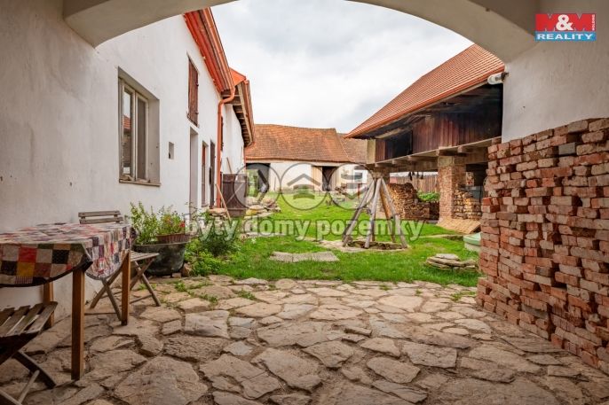 Prodej, Zemědělská usedlost, Lhenice