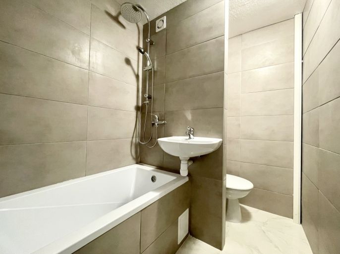 Pronájem, Byt 1+1, Sokolov