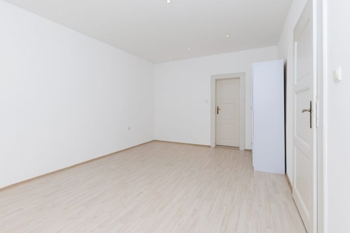 Pronájem, Byt 4+kk, Pardubice