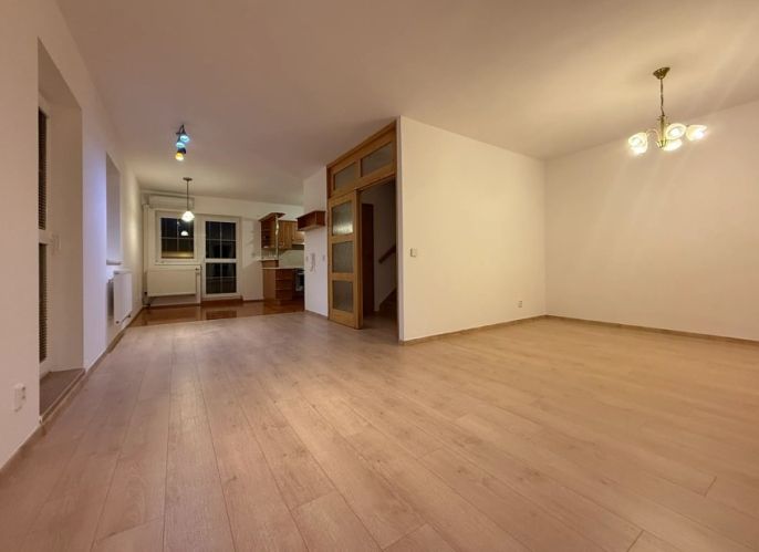 Pronájem, Rodinný dům, Jesenice