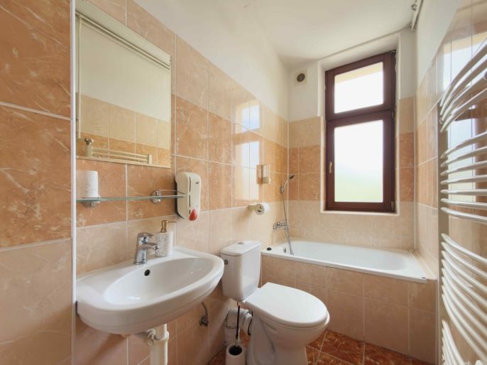 Prodej, Hotel, penzion, Karviná