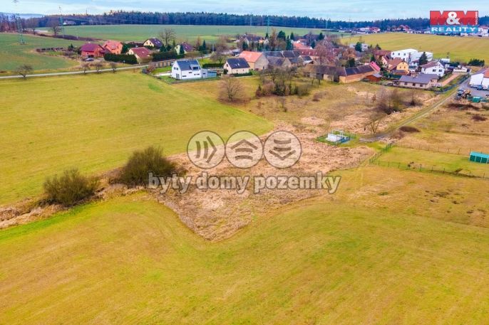 Prodej, Pole, Zruč-Senec