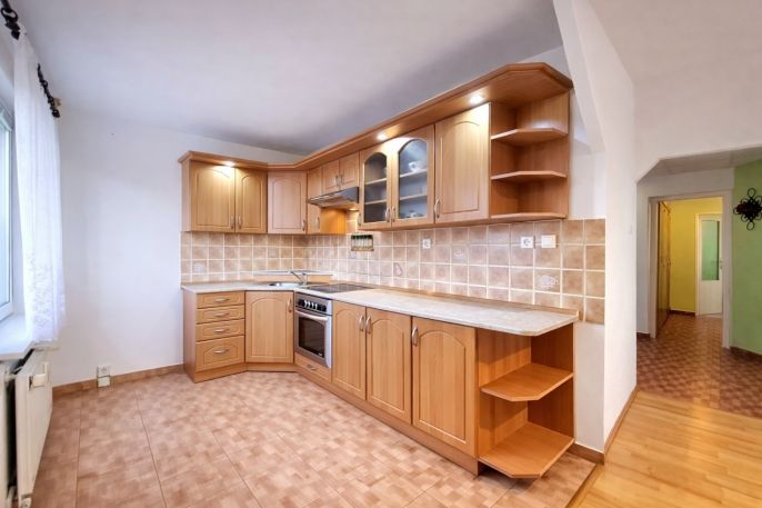 Pronájem, Byt 4+kk, Obrnice