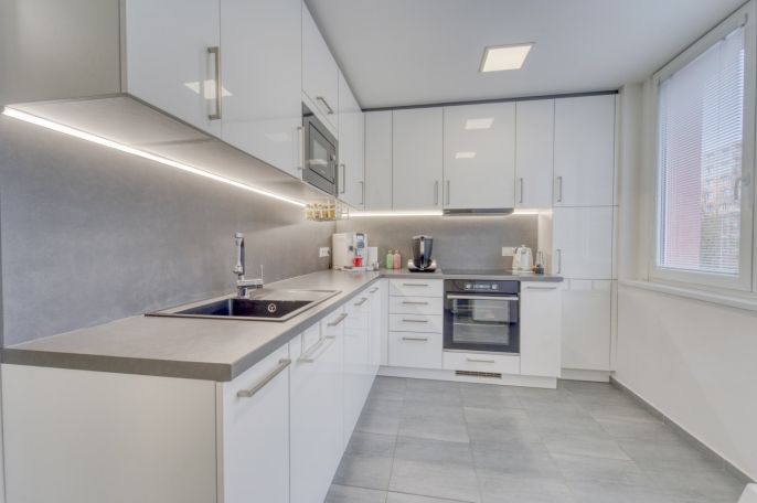 Prodej, Byt 4+1, Plzeň