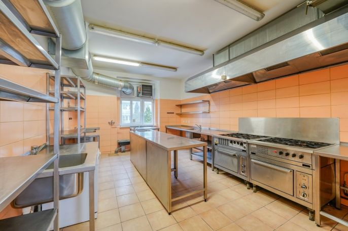 Pronájem, Obchod a služby, Plzeň