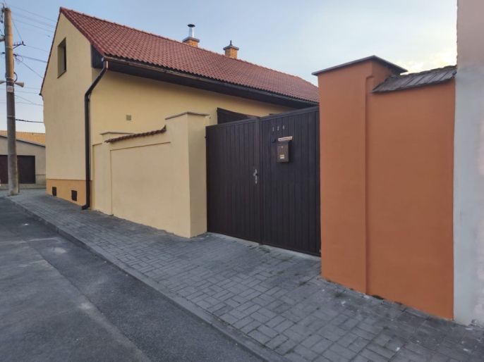 Prodej, Rodinný dům, Hospozín
