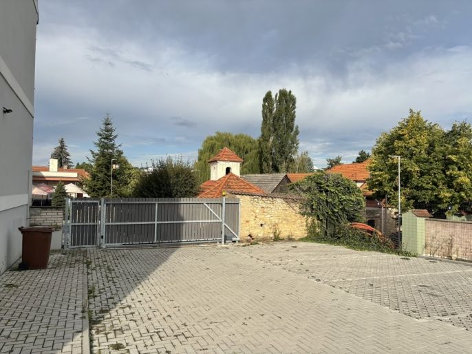 Prodej, Byt 2+kk, Chýnice