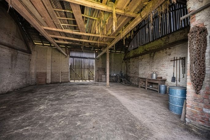 Prodej, Zemědělská usedlost, Zásmuky