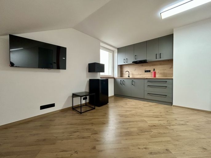 Pronájem, Byt 1+kk, Klatovy