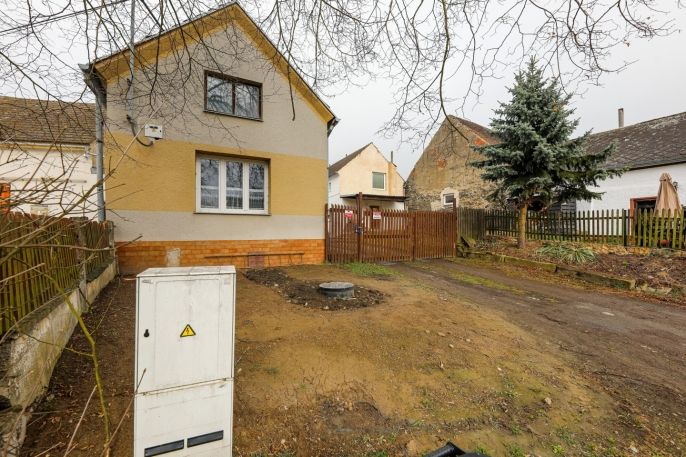 Prodej, Garáž, Křelovice