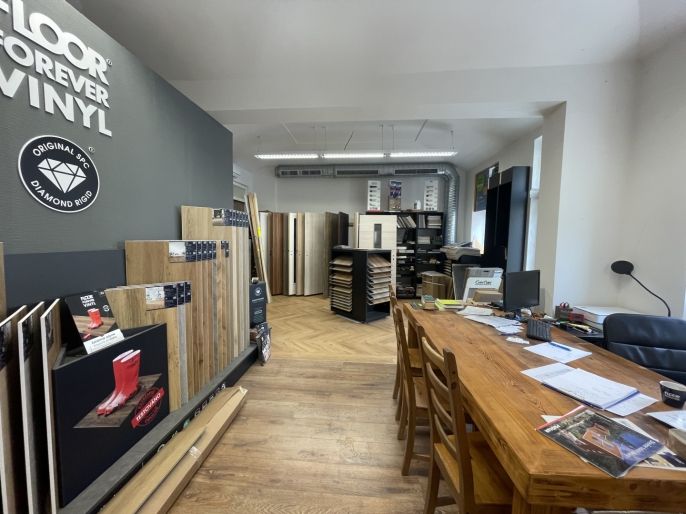 Pronájem, Obchod a služby, Praha