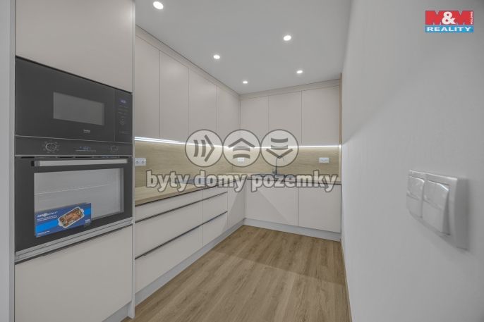 Prodej, Byt 4+kk, Nymburk