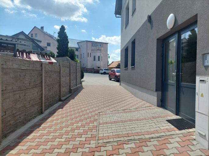 Prodej, Atypický byt, Břežany II