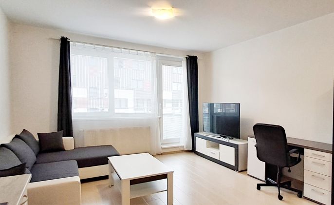 Pronájem, Byt 1+kk, Praha