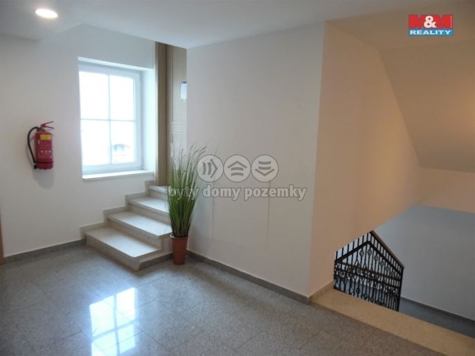 Pronájem, Byt 1+kk, Beroun