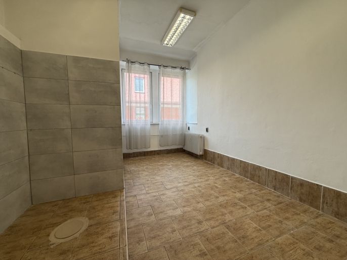 Pronájem, Obchod a služby, Karviná