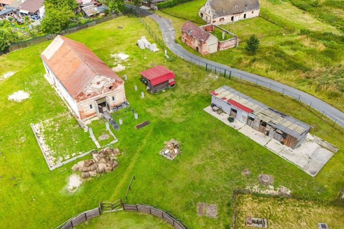 Prodej, Zemědělský objekt, Křižovatka