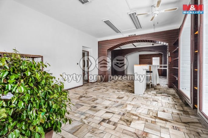 Prodej, Obchod a služby, Studenec