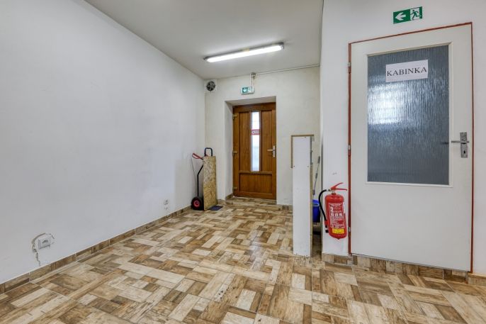 Pronájem, Obchod a služby, Nýřany