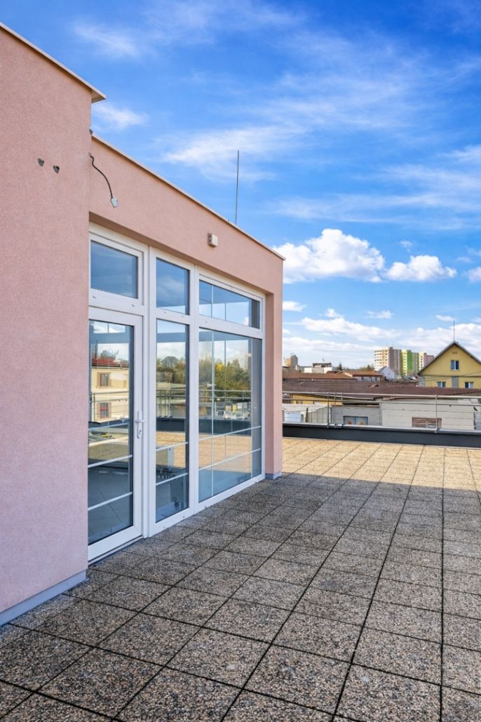 Pronájem, Obchod a služby, Vlašim