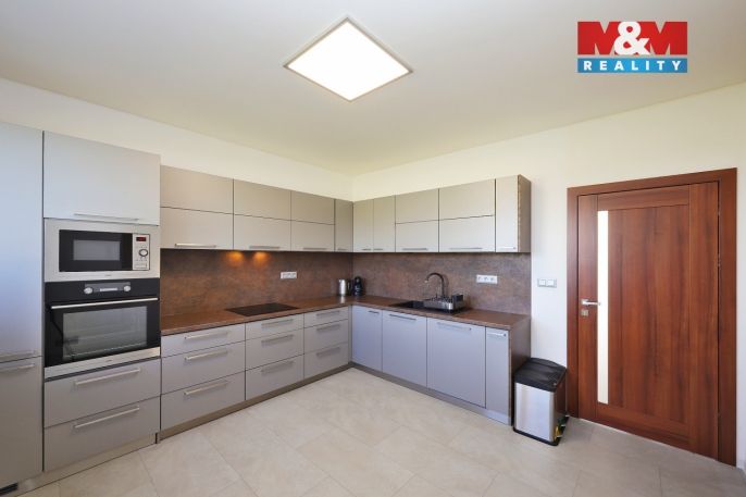 Pronájem, Obchodní objekt, Zbraslavice