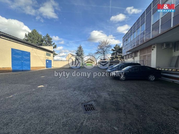 Pronájem, Obchod a služby, Štětí