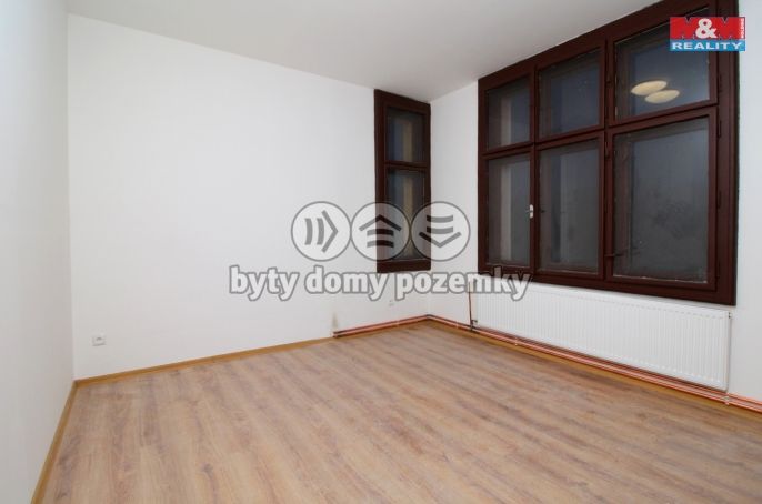 Pronájem, Byt 1+1, Úpice