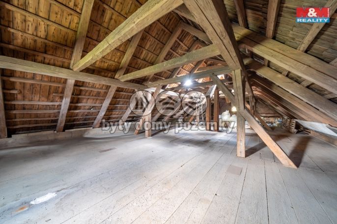 Prodej, Sklad, Králíky