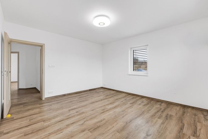 Prodej, Rodinný dům, Tmaň