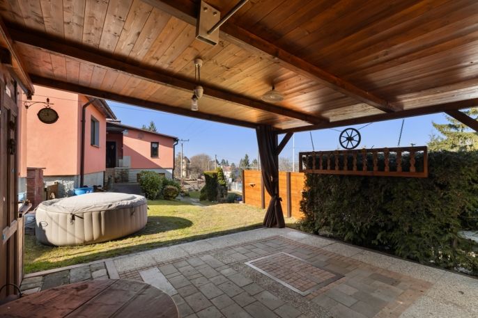 Prodej, Rodinný dům, Pchery