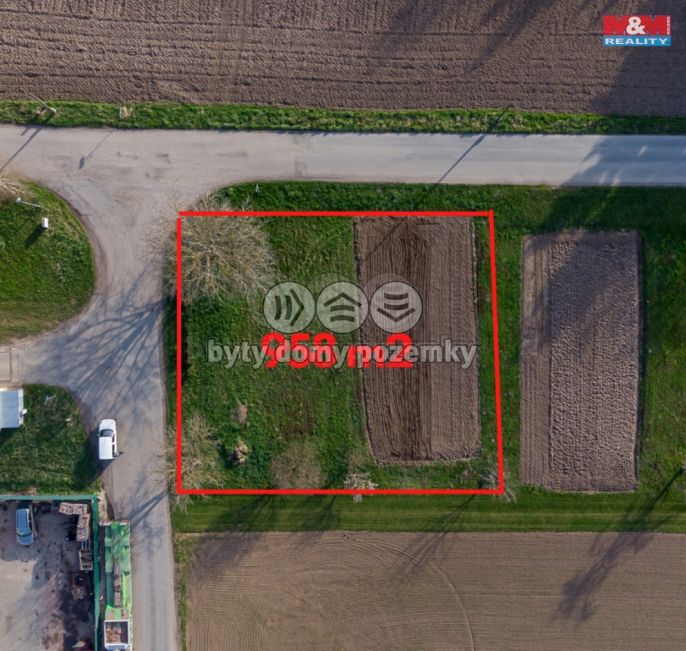 Prodej, Zahrada, Náklo