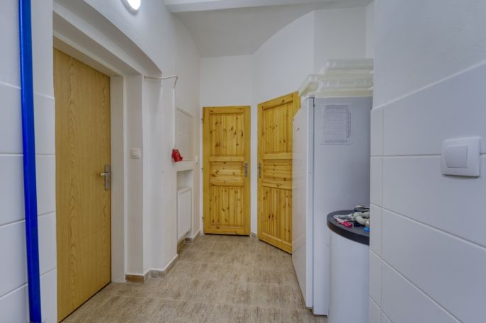 Pronájem, Obchod a služby, Karlovy Vary