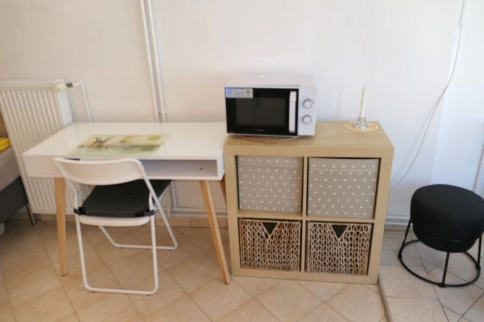 Pronájem, Byt 1+kk, Loděnice