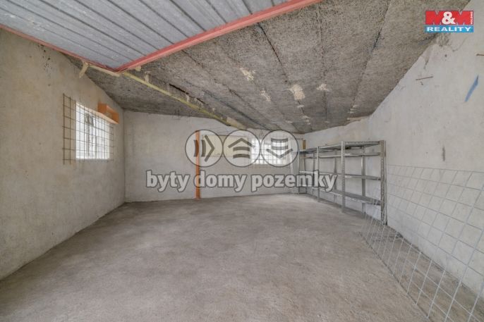 Prodej, Garáž, Luby