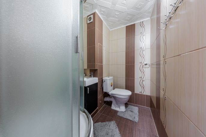 Prodej, Byt 1+1, Loket