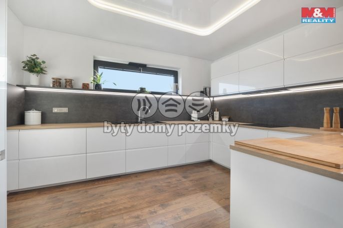 Prodej, Rodinný dům, Loukovec