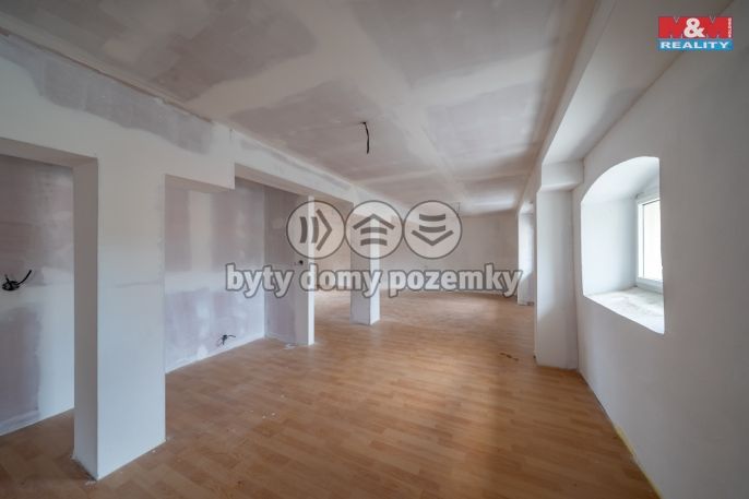 Prodej, Sklad, Králíky