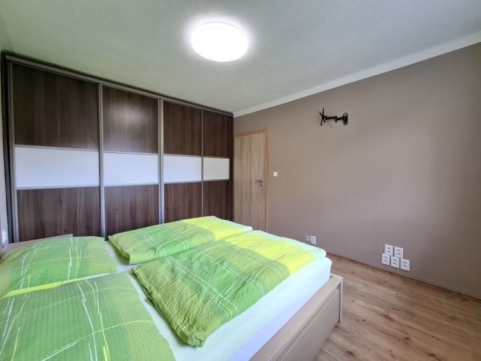 Pronájem, Byt 2+1, Ostrov