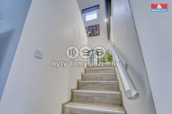 Prodej, Byt 4+kk, Králův Dvůr