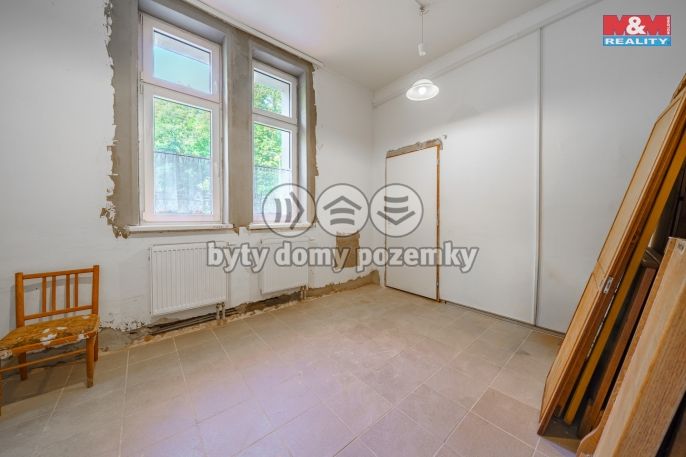 Prodej, Obchod a služby, Březová