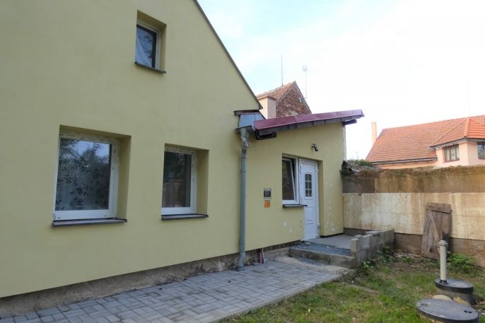 Pronájem, Byt 1+kk, Červené Pečky