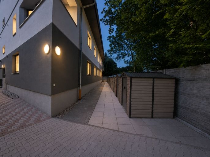 Prodej, Atypický byt, Břežany II