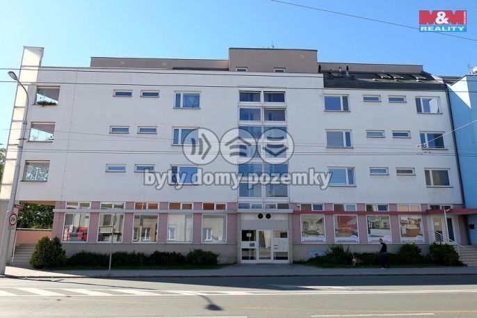 Pronájem, Byt 2+kk, Hradec Králové