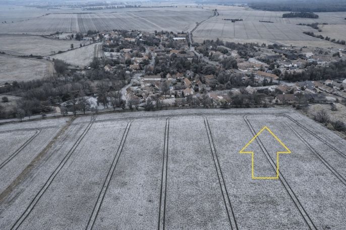 Prodej, Pole, Záhornice