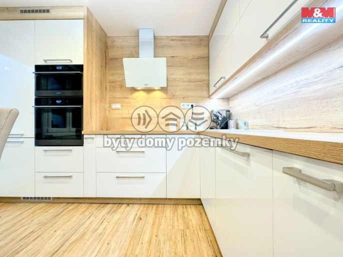 Prodej, Byt 3+1, Ostrava