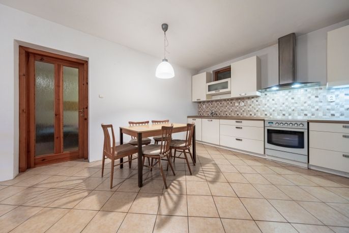 Prodej, Nájemní dům, Mnichovice