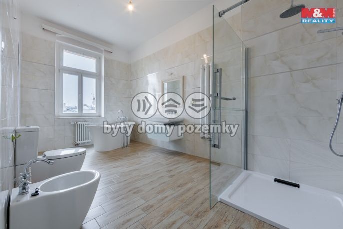 Prodej, Byt 2+kk, Karlovy Vary