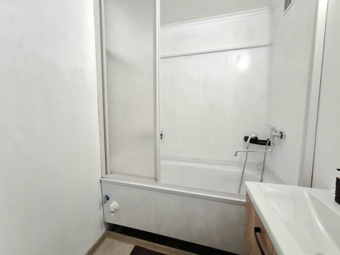 Pronájem, Byt 3+1, Ostrov